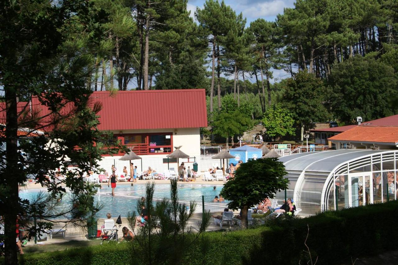 Village vacances les Chênes de Léon Extérieur photo