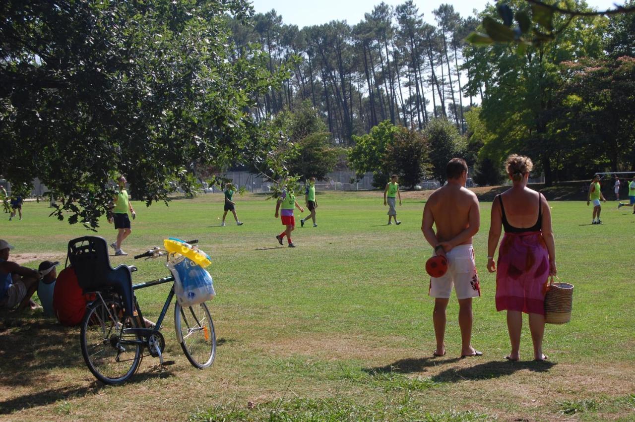 Village vacances les Chênes de Léon Extérieur photo